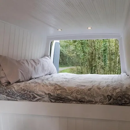 Viv The Vw Campervan - Drive Away Neath Exterior foto